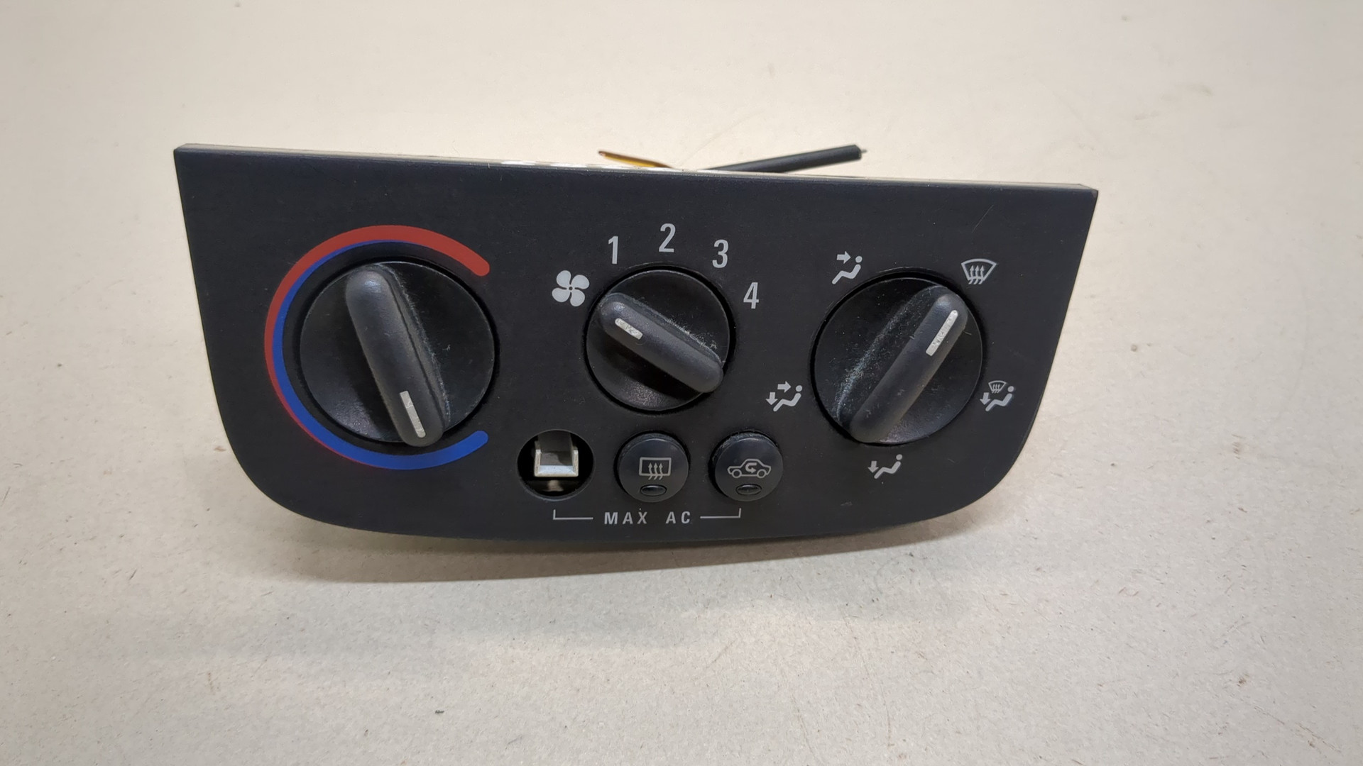 Переключатель отопителя