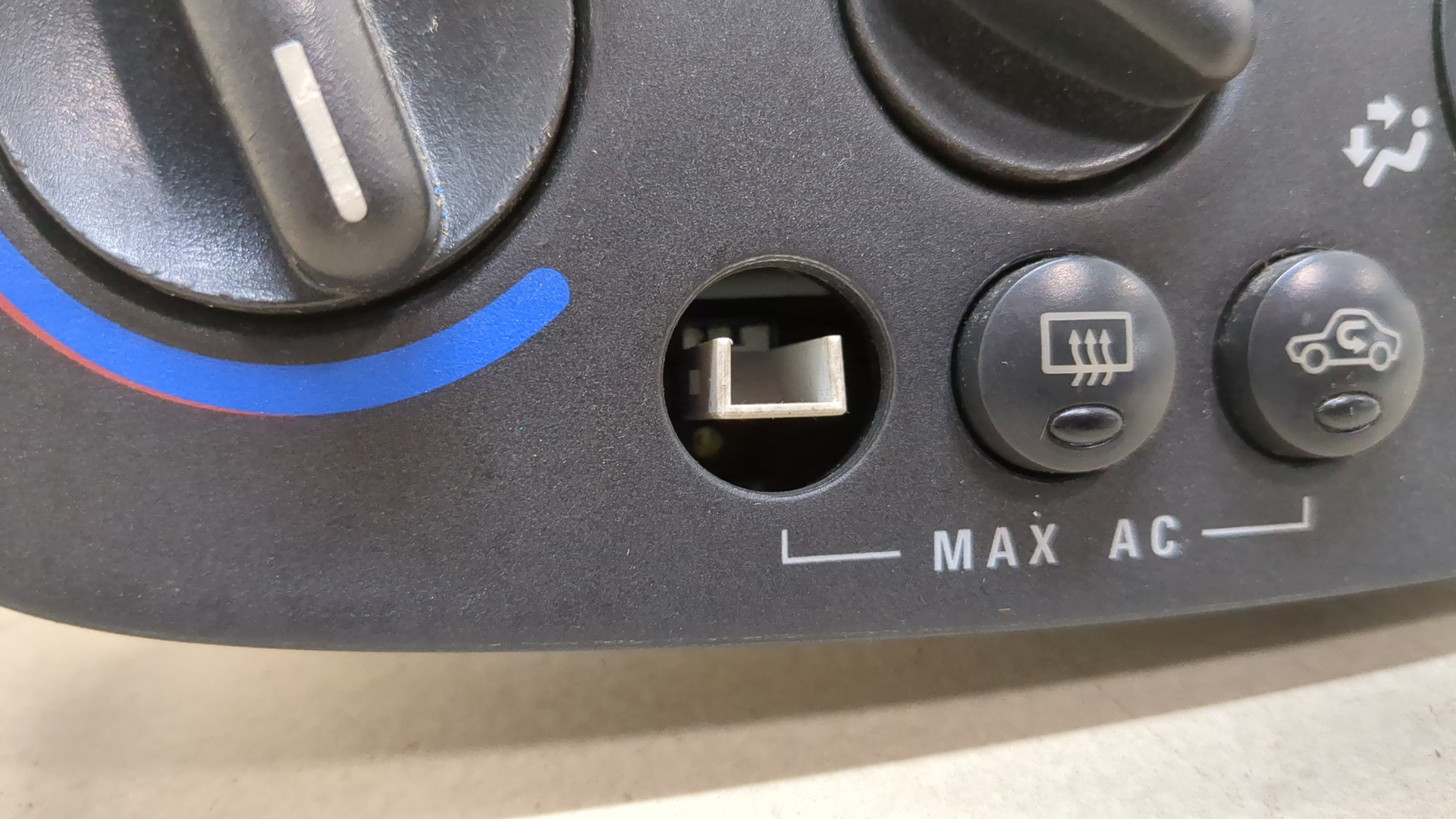 Переключатель отопителя