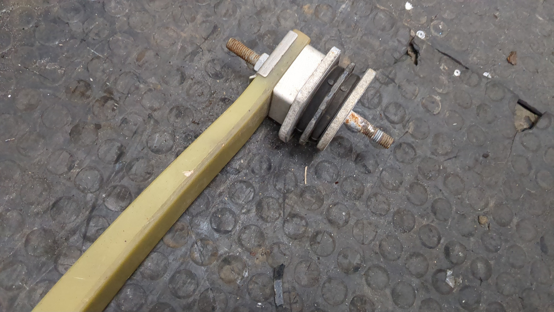 Рессора задняя