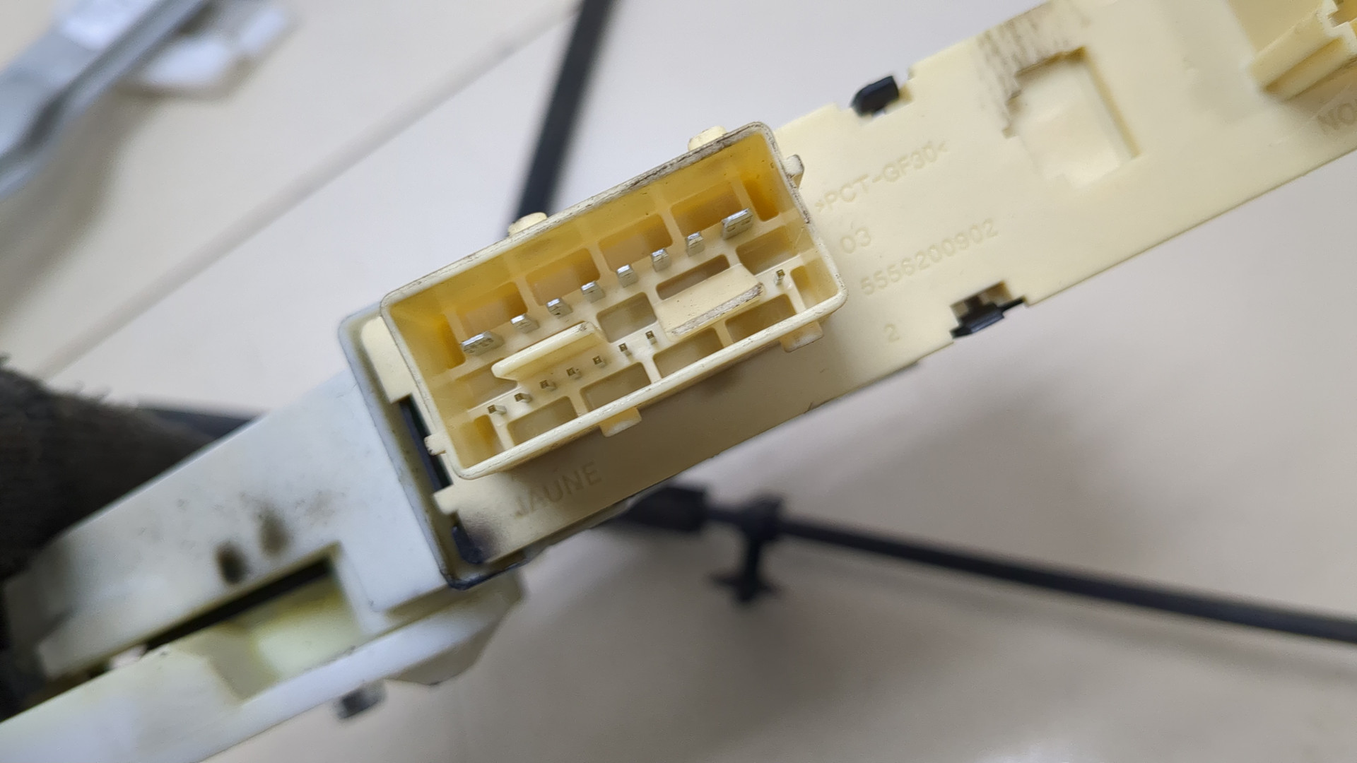 Стеклоподъемник электр. передний левый