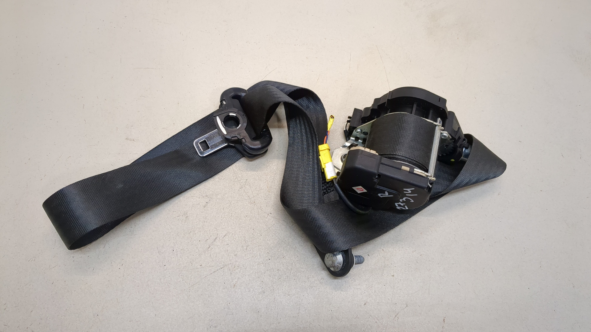 Ремень безопасности