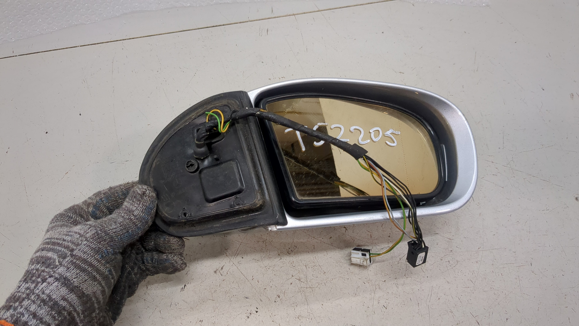 Зеркало правое электрическое