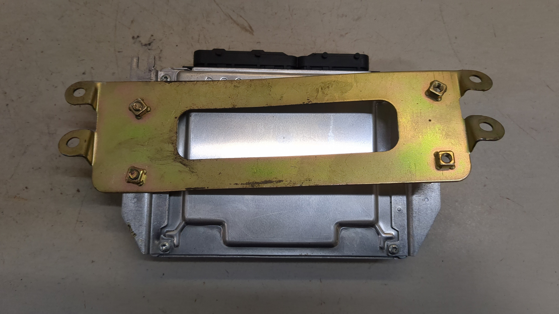 Блок управления двигателем