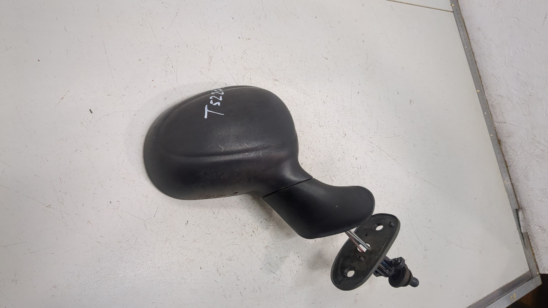 Зеркало правое электрическое