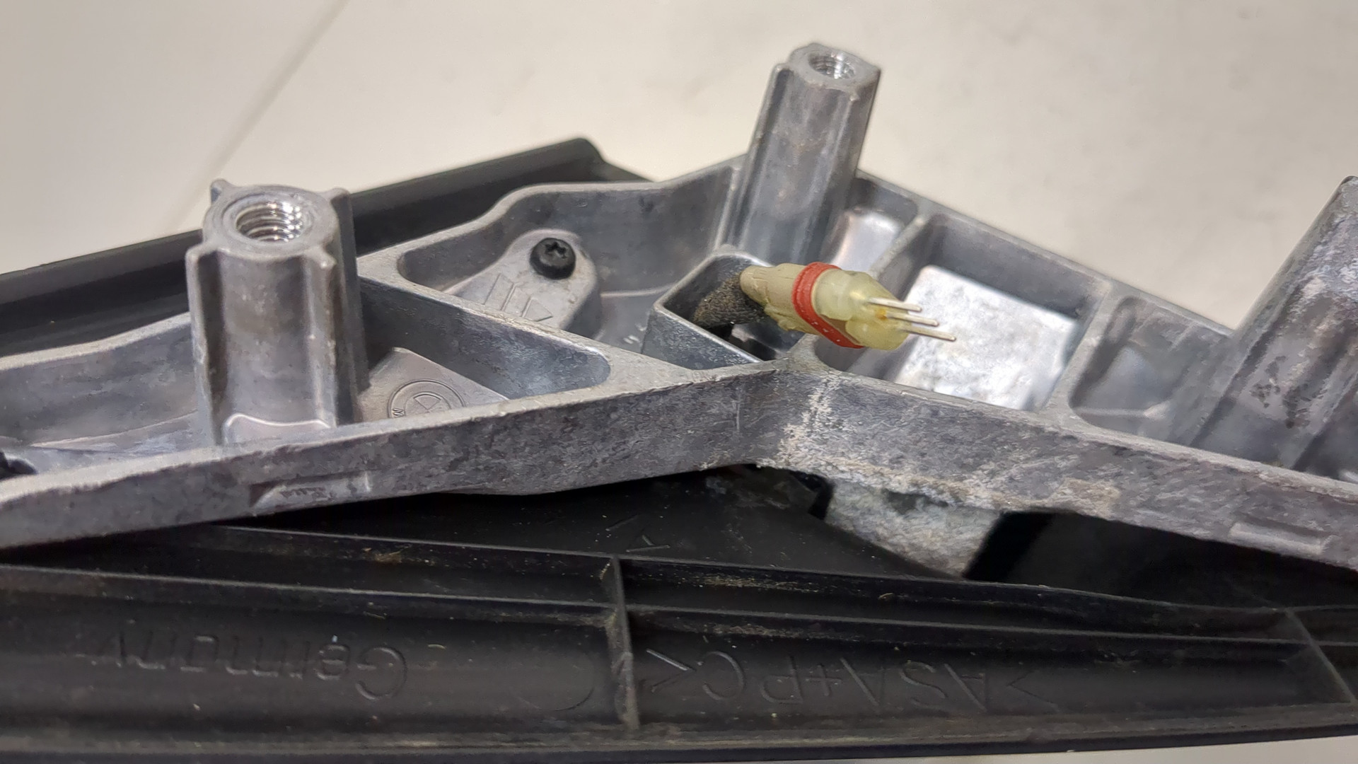 Зеркало правое электрическое