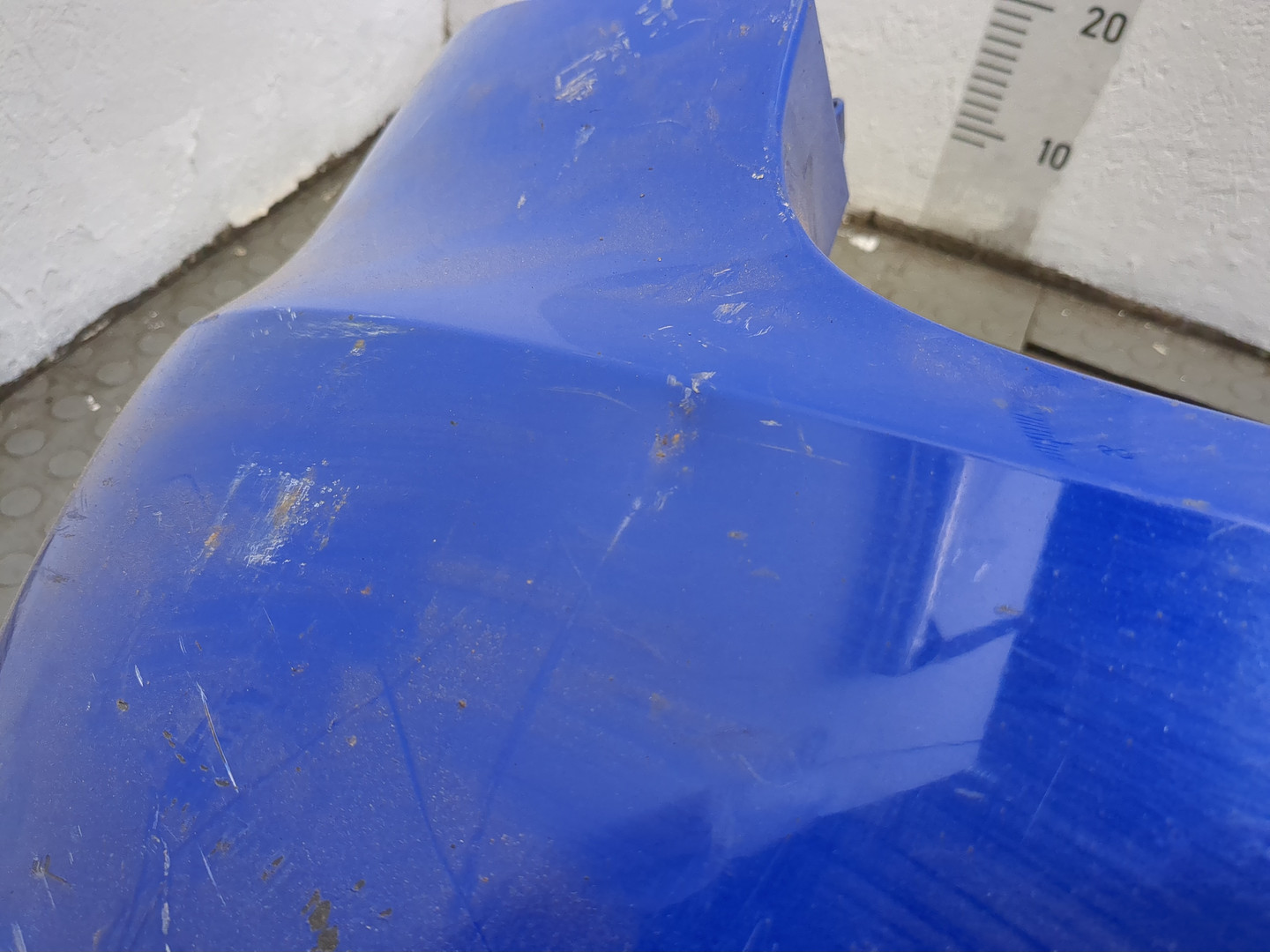 Бампер задний