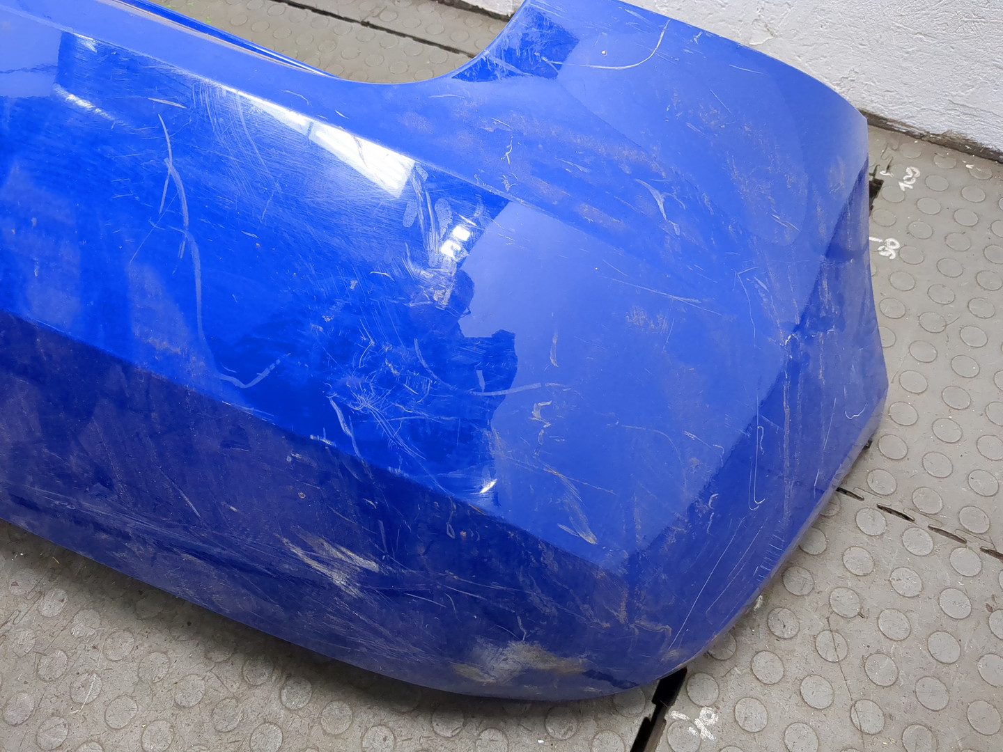 Бампер задний