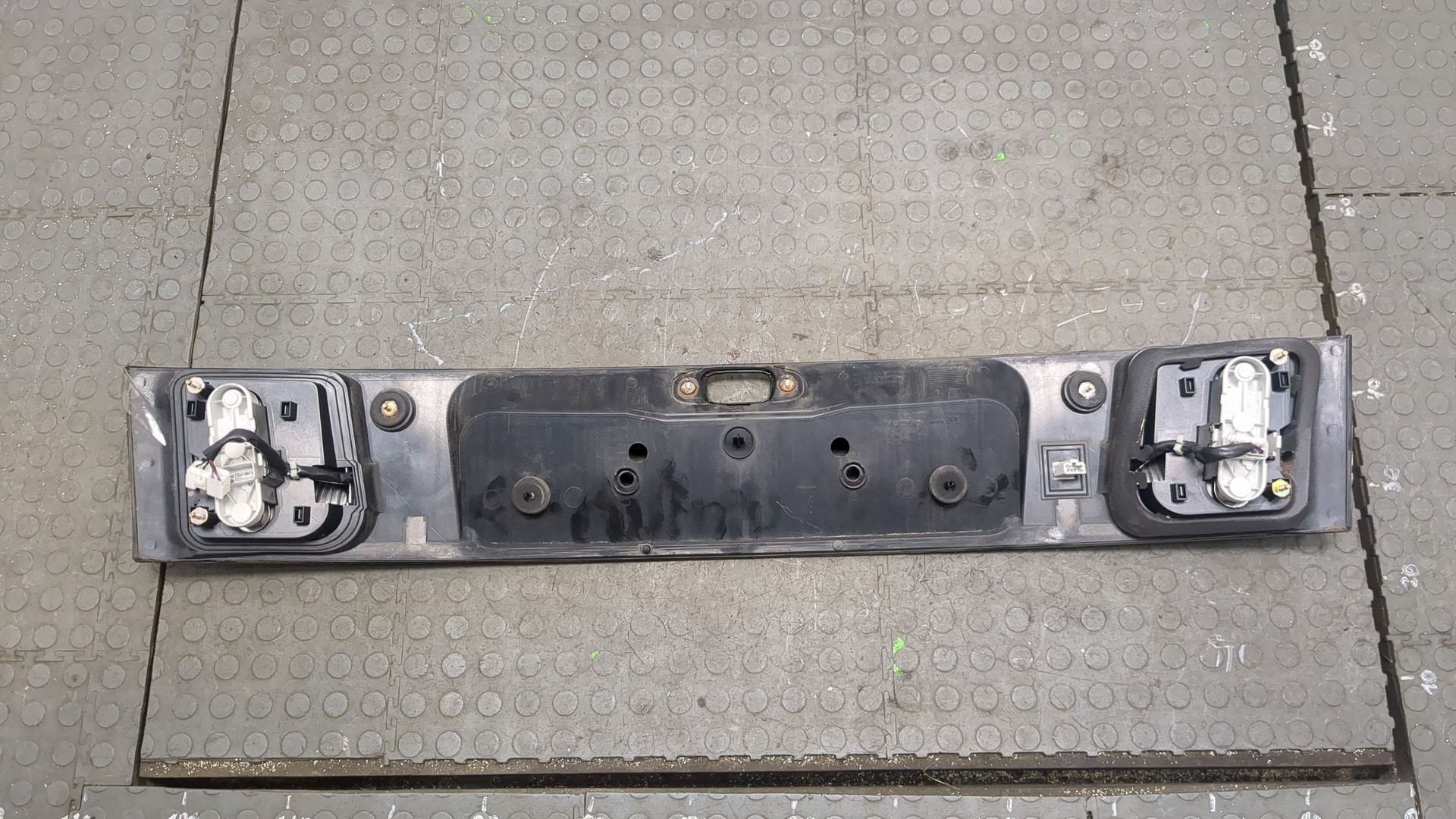 Накладка (кузов наружные)