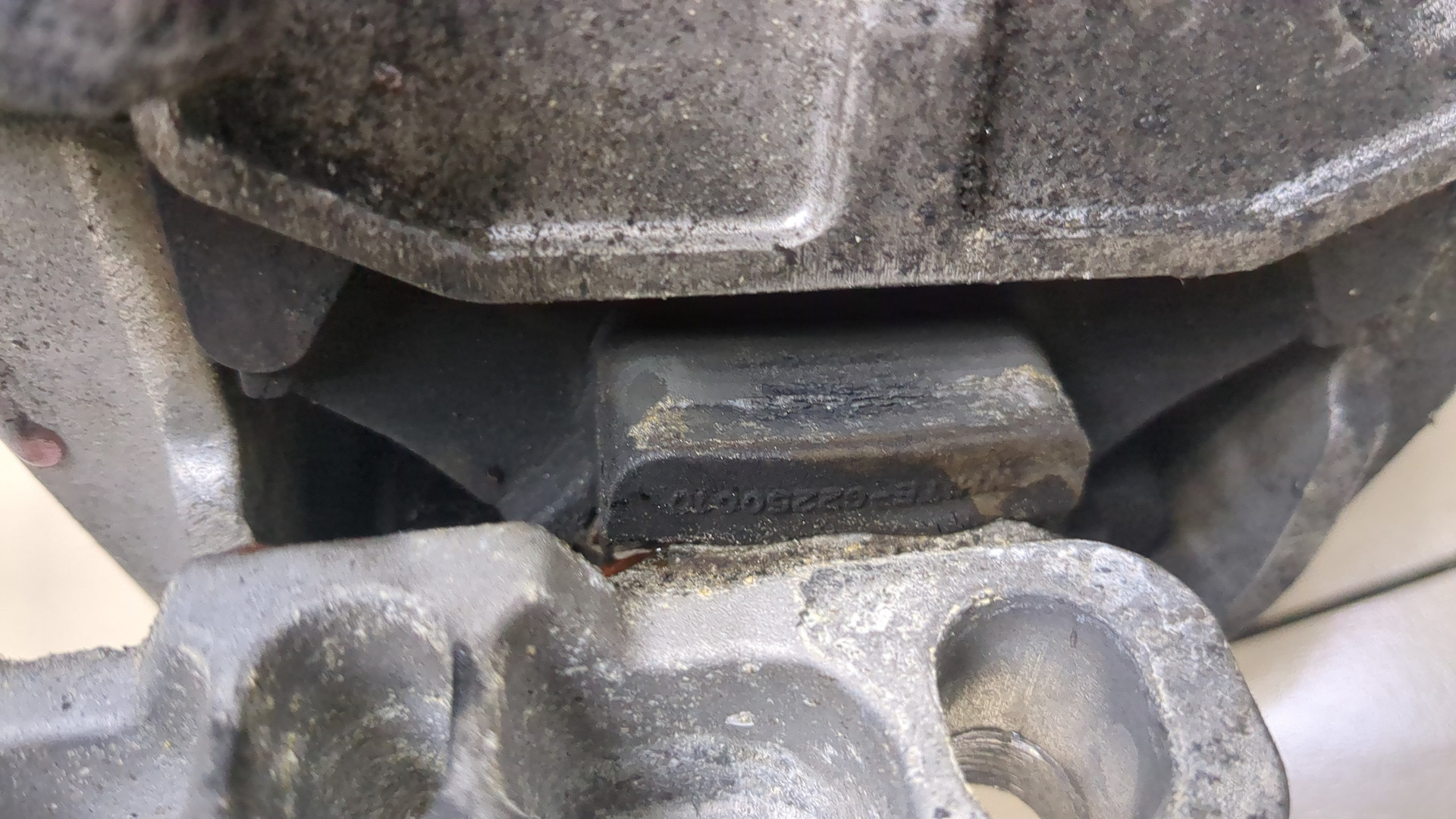 Опора двигателя