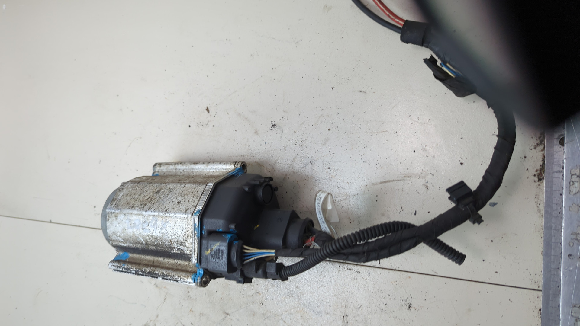 Серводвигатель рулевой рейки