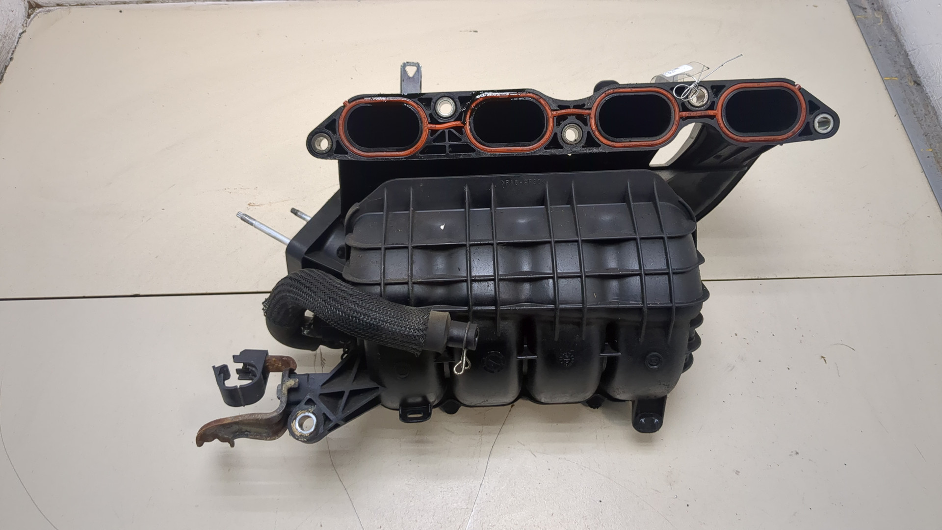 Коллектор впускной