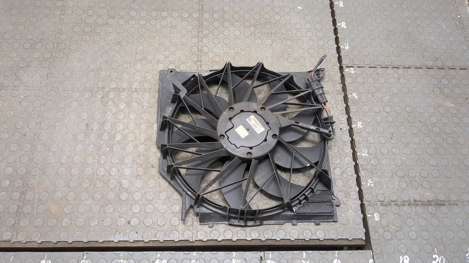 Вентилятор радиатора