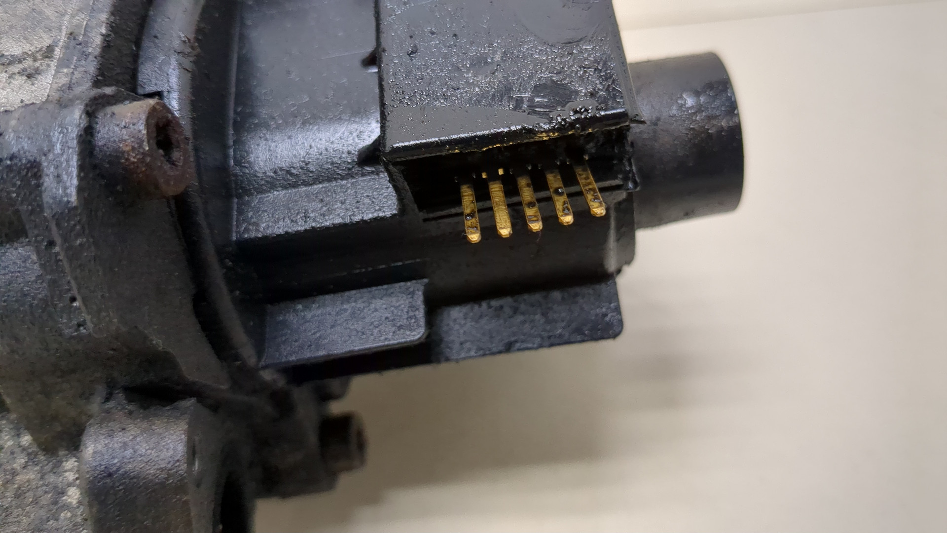 Клапан рециркуляции выхлопных газов (EGR)