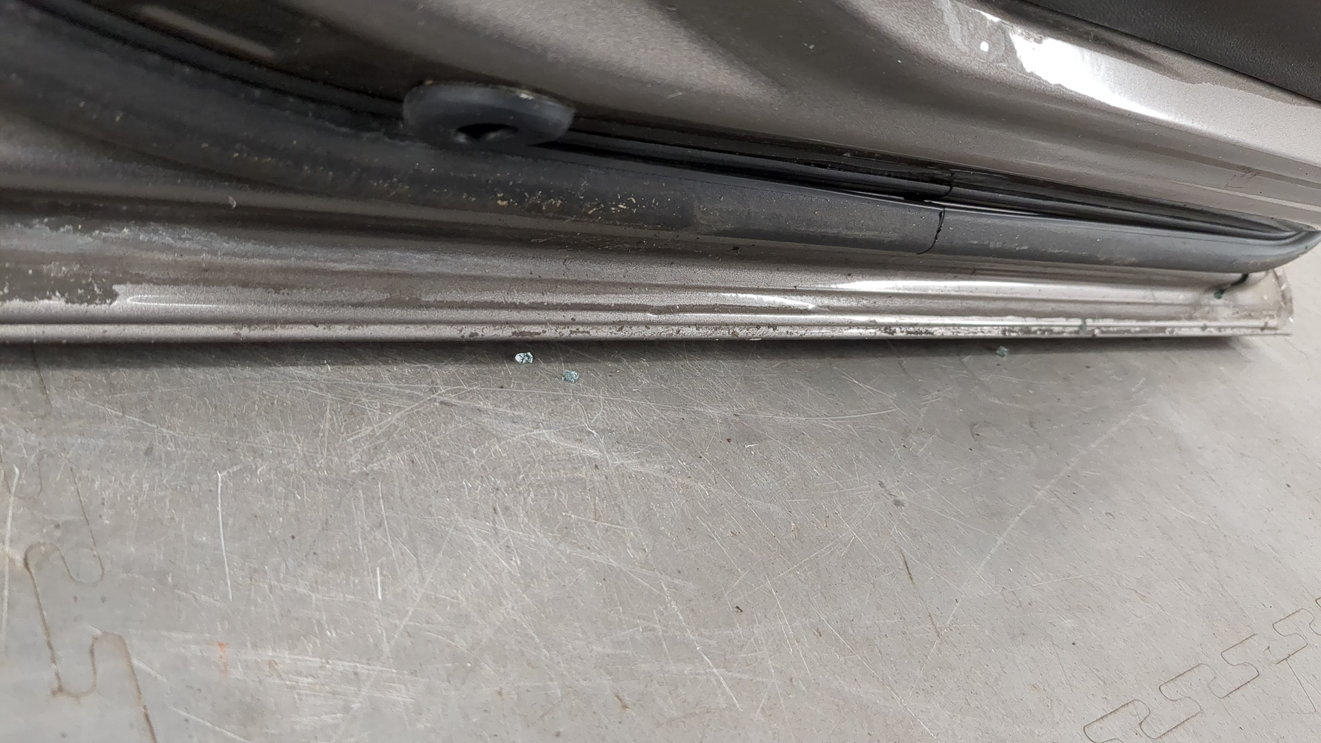 Дверь задняя левая