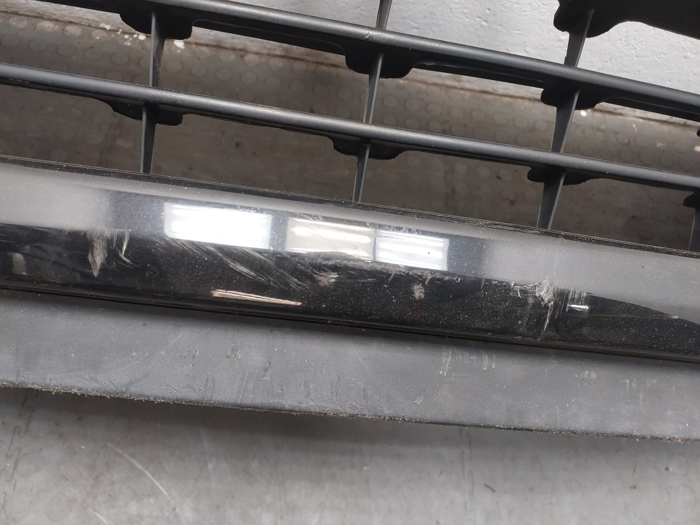 Бампер передний