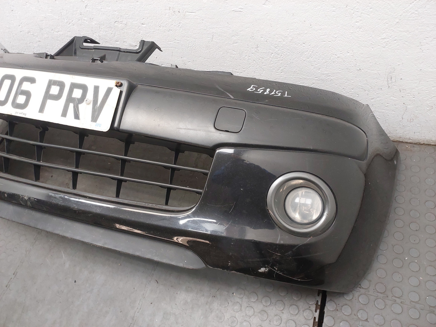 Бампер передний