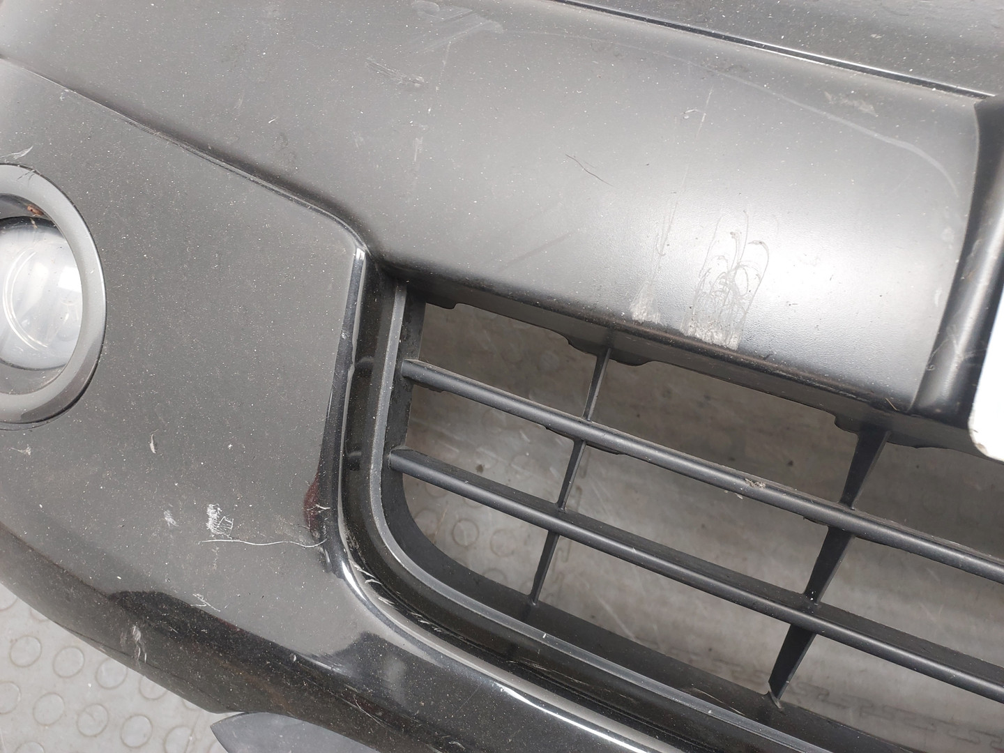 Бампер передний