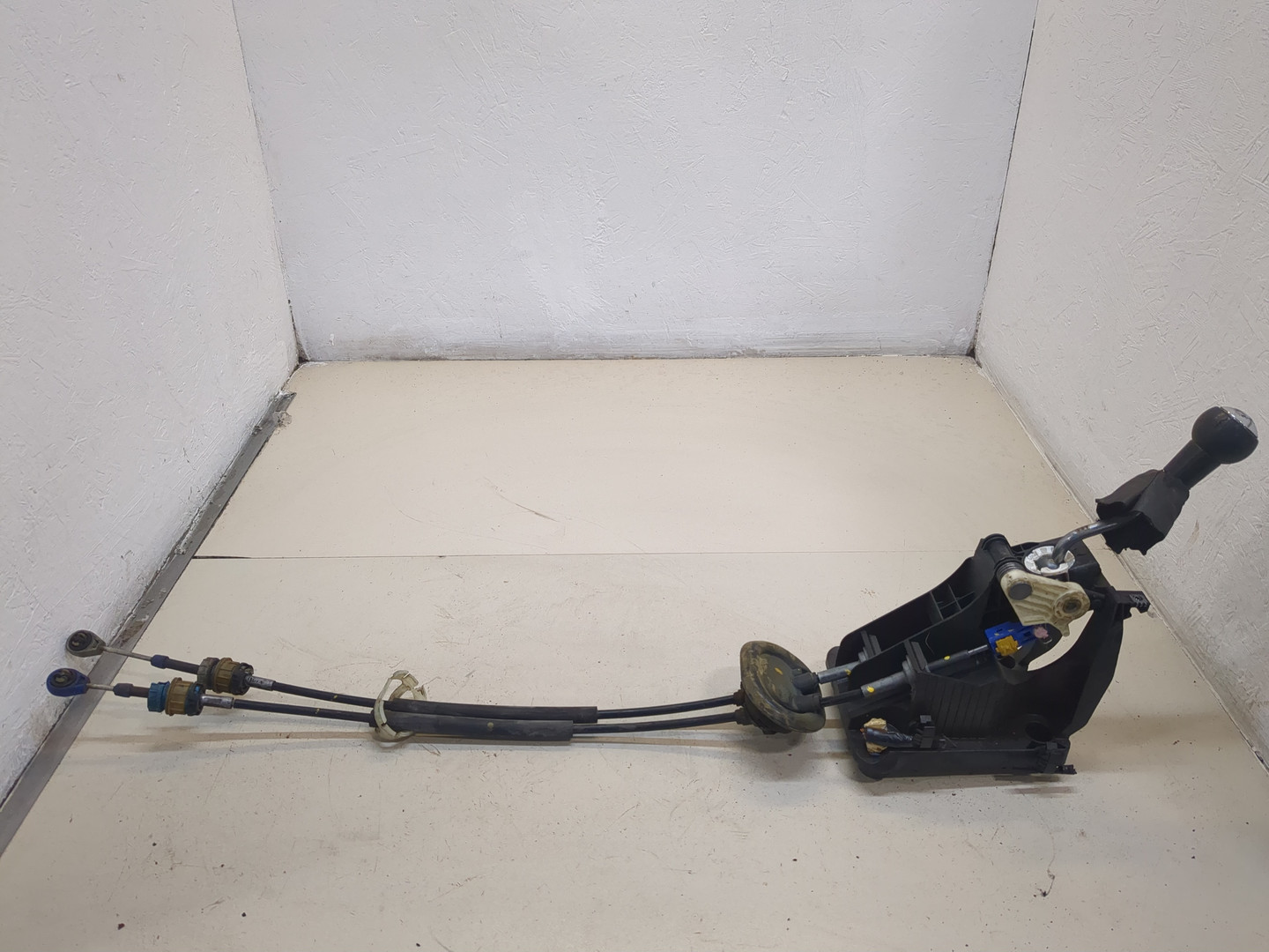 Кулиса МКПП / АКПП