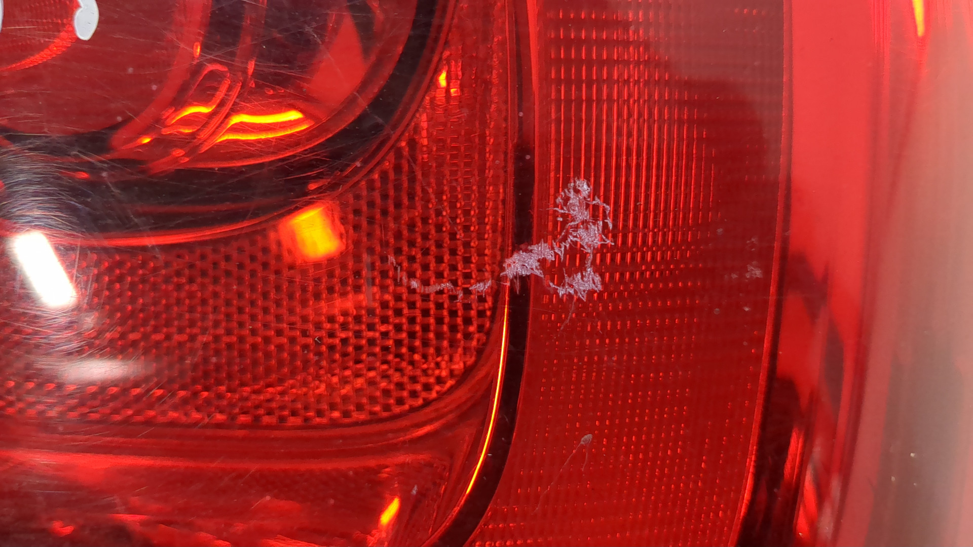 Фонарь задний правый