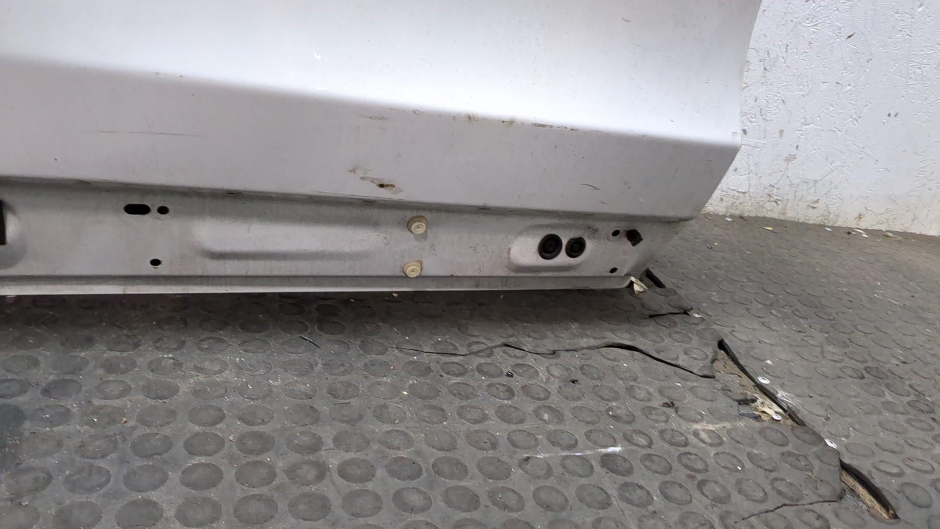 Дверь задняя правая