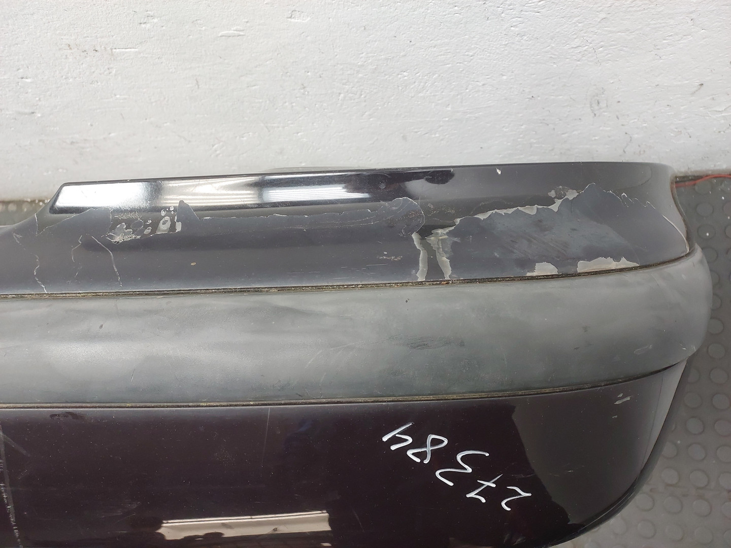 Бампер задний