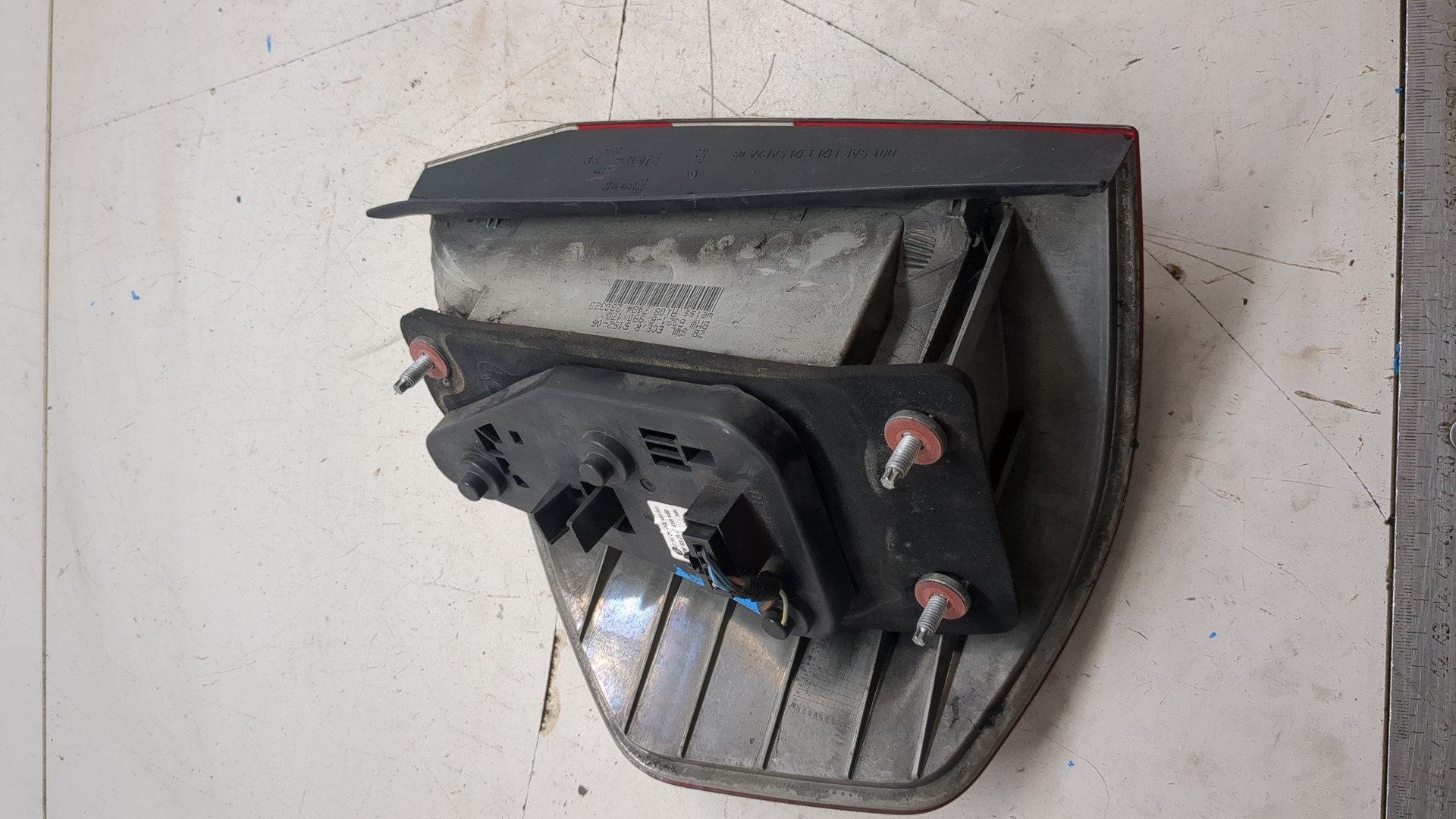 Фонарь задний правый