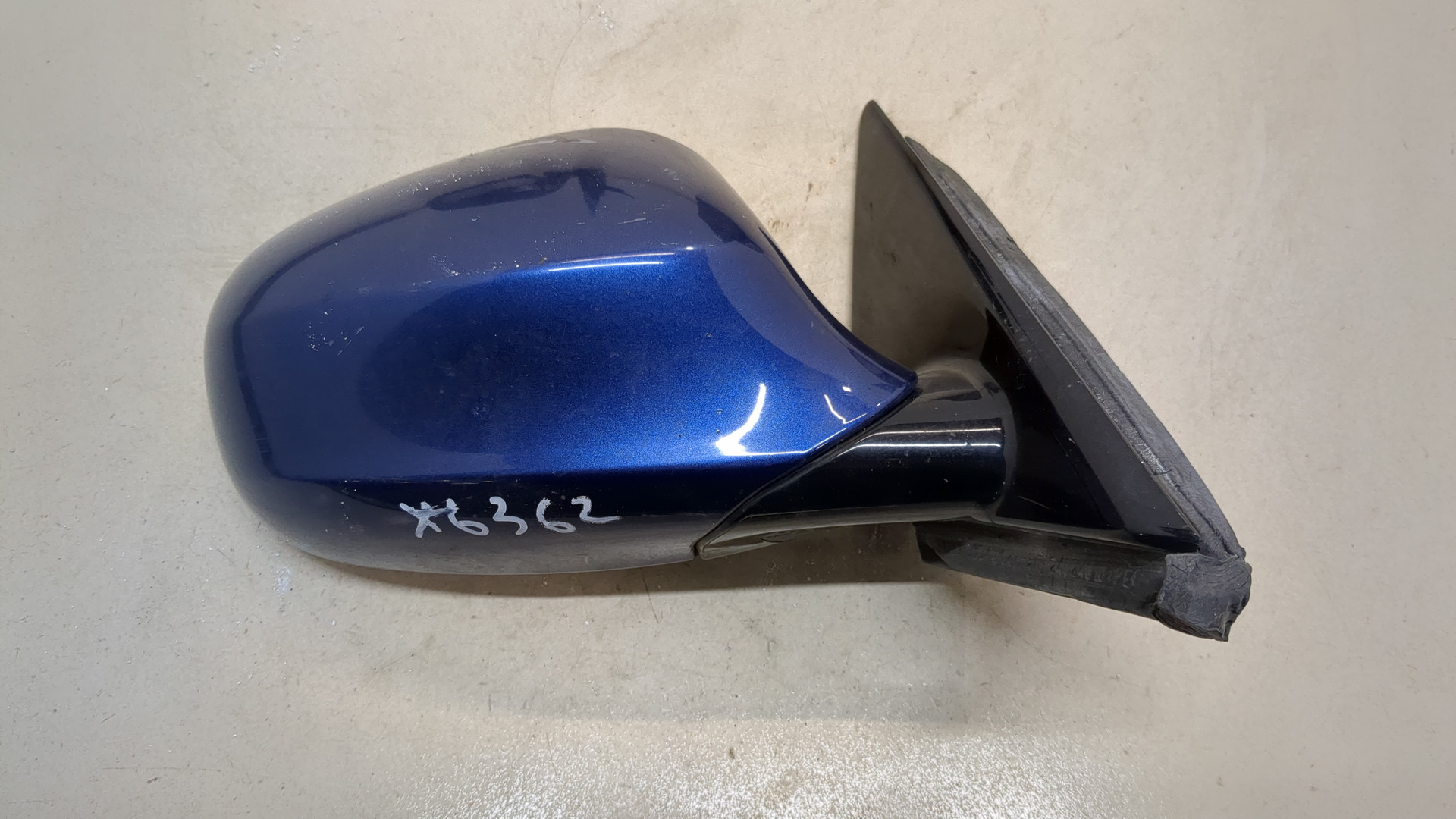 Зеркало правое электрическое