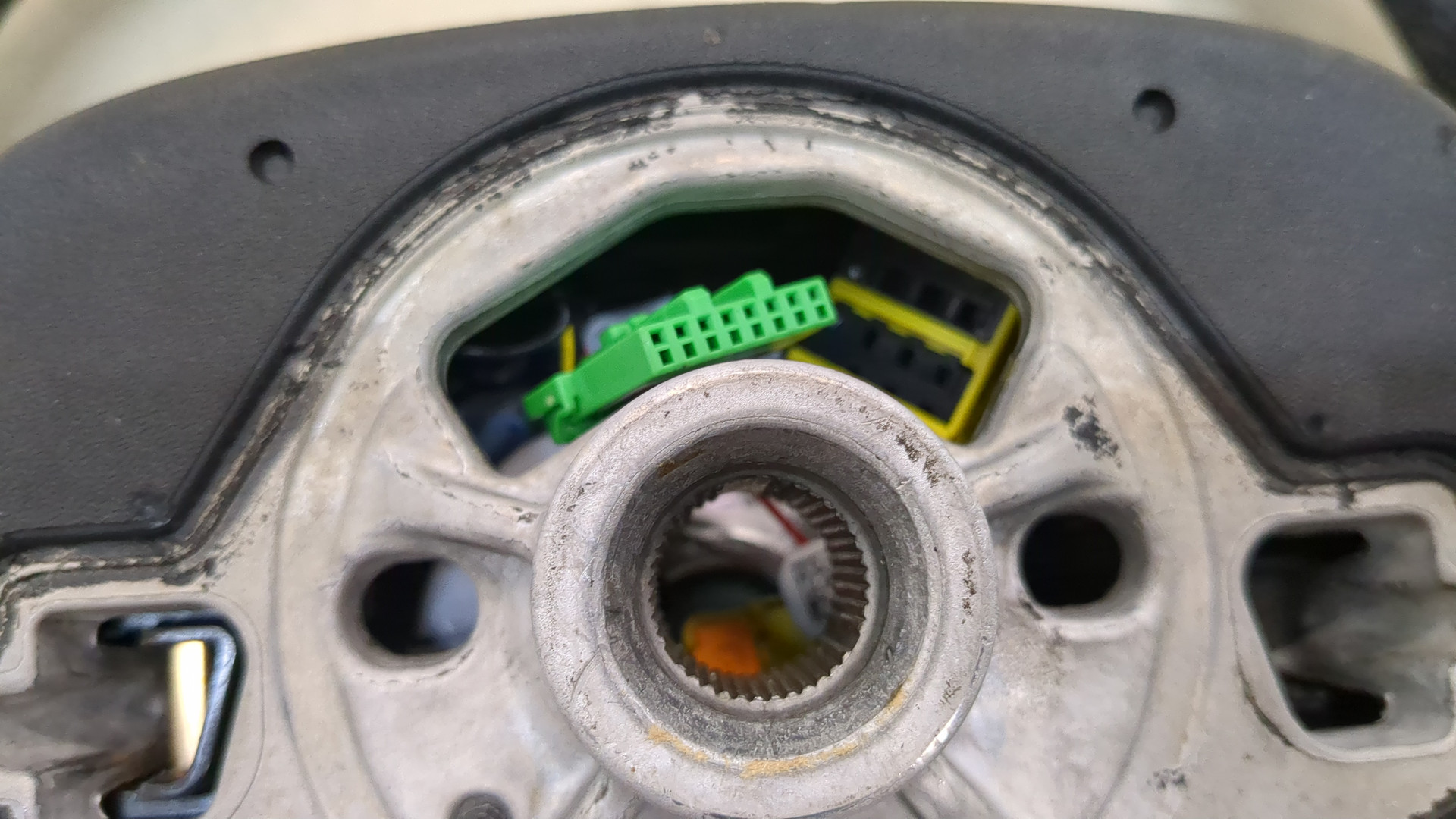 Рулевое колесо (руль)