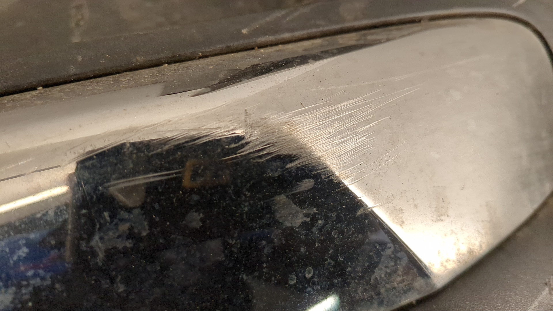 Бампер задний