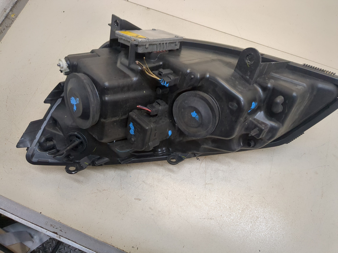 Фара правая