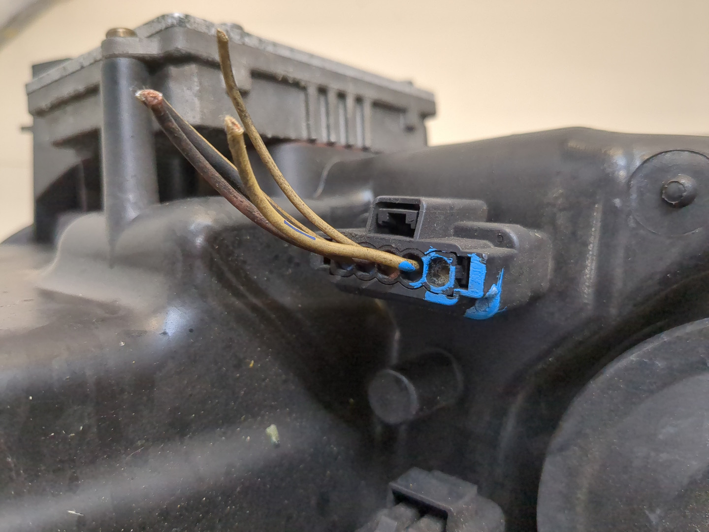 Фара правая