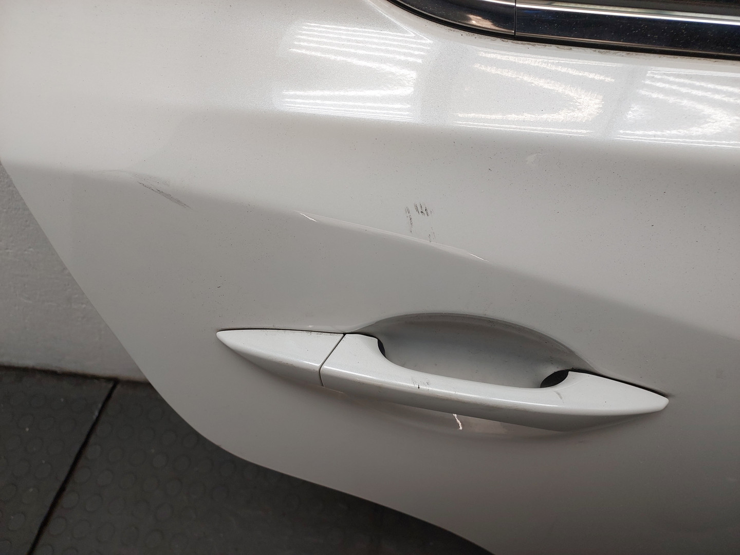 Дверь задняя правая