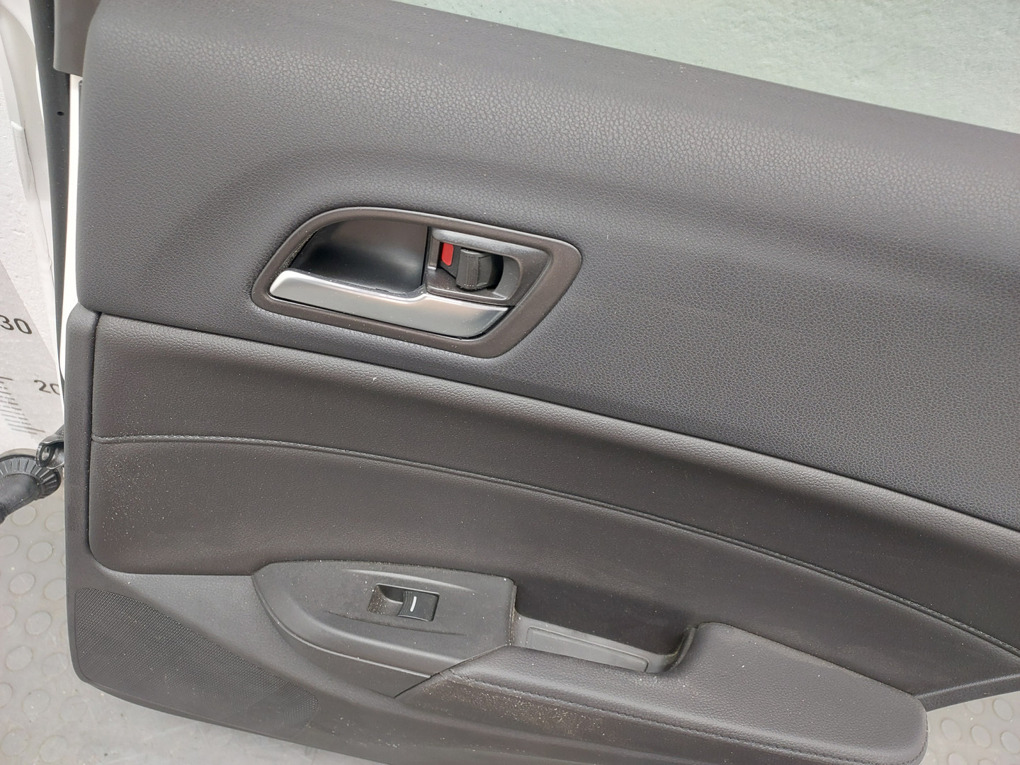 Дверь задняя правая