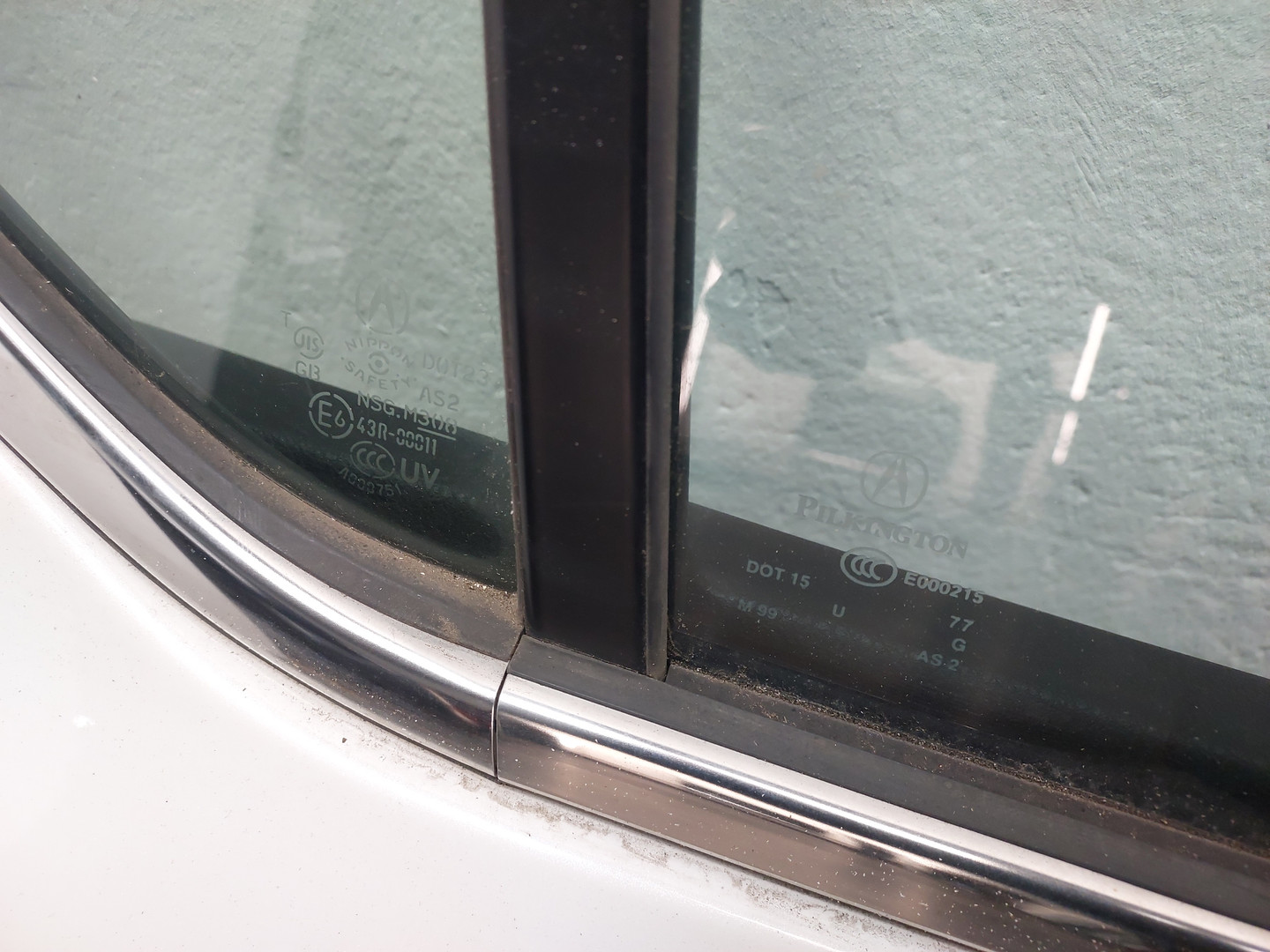 Дверь задняя правая