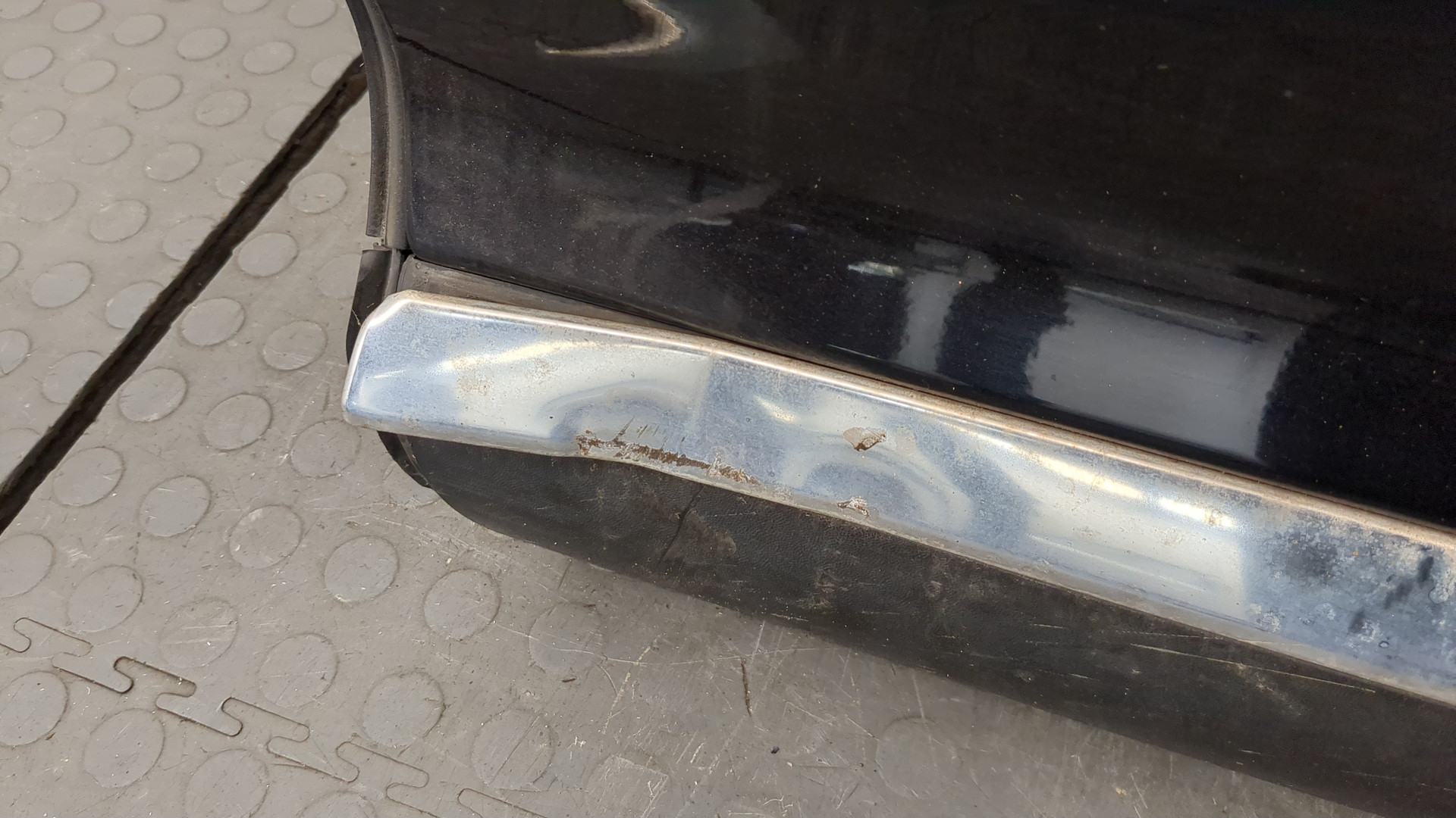 Дверь передняя левая