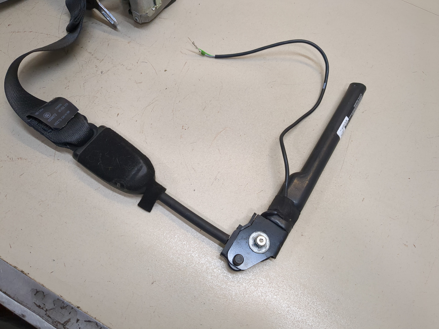 Ремень безопасности