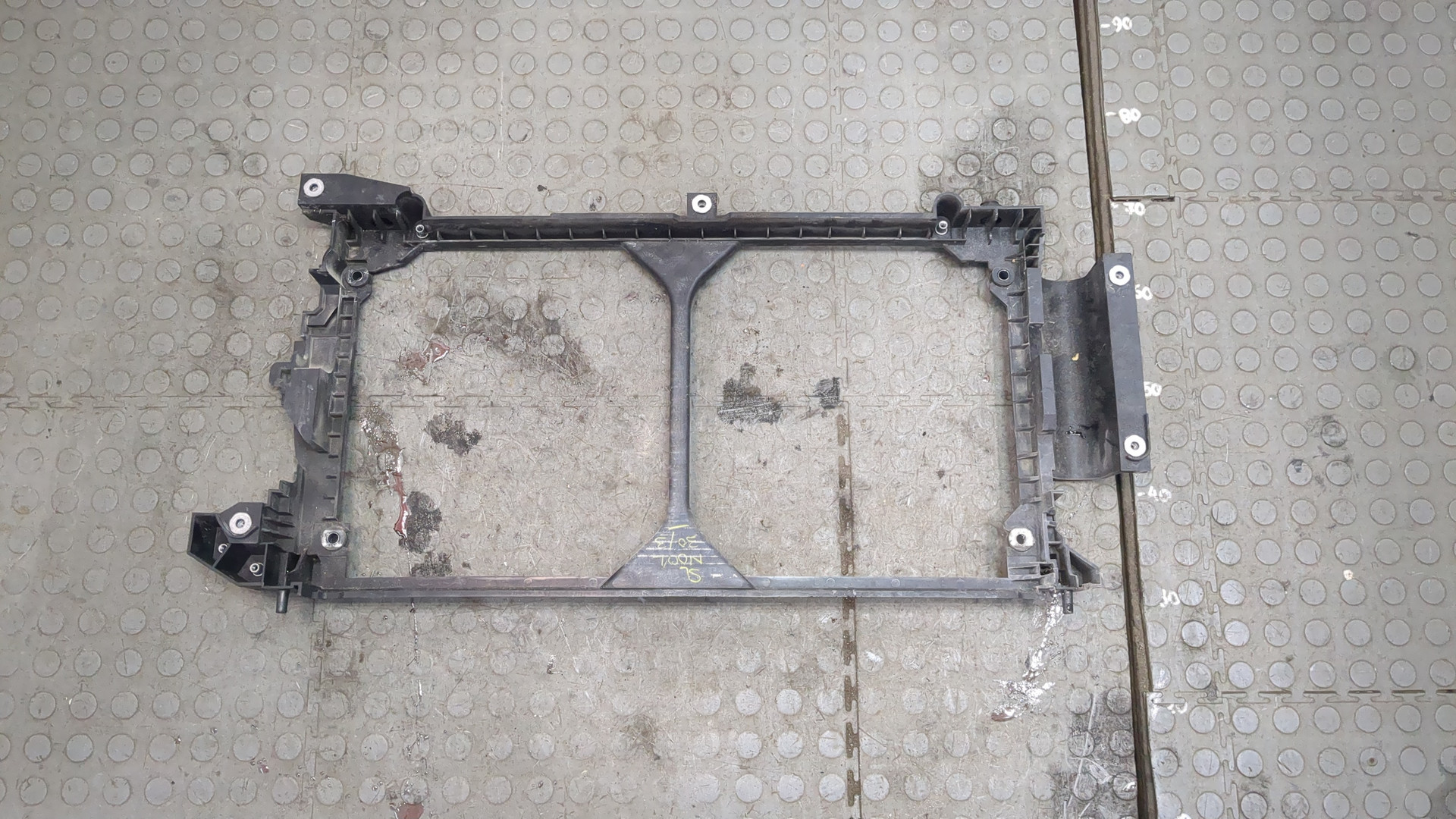 Диффузор вентилятора