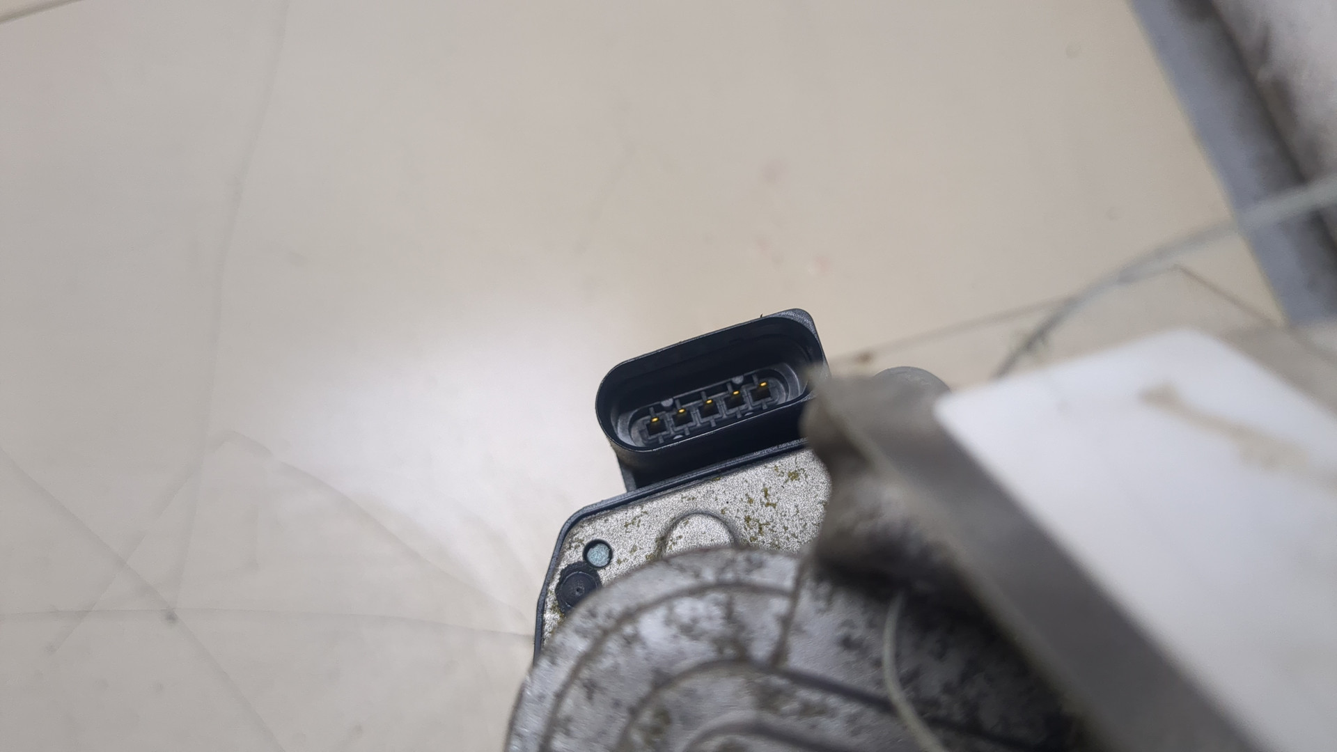 Заслонка дроссельная электрическая