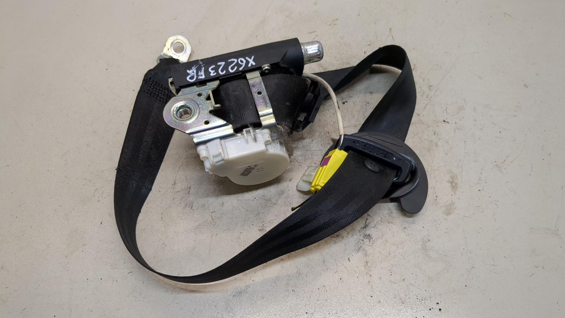 Ремень безопасности