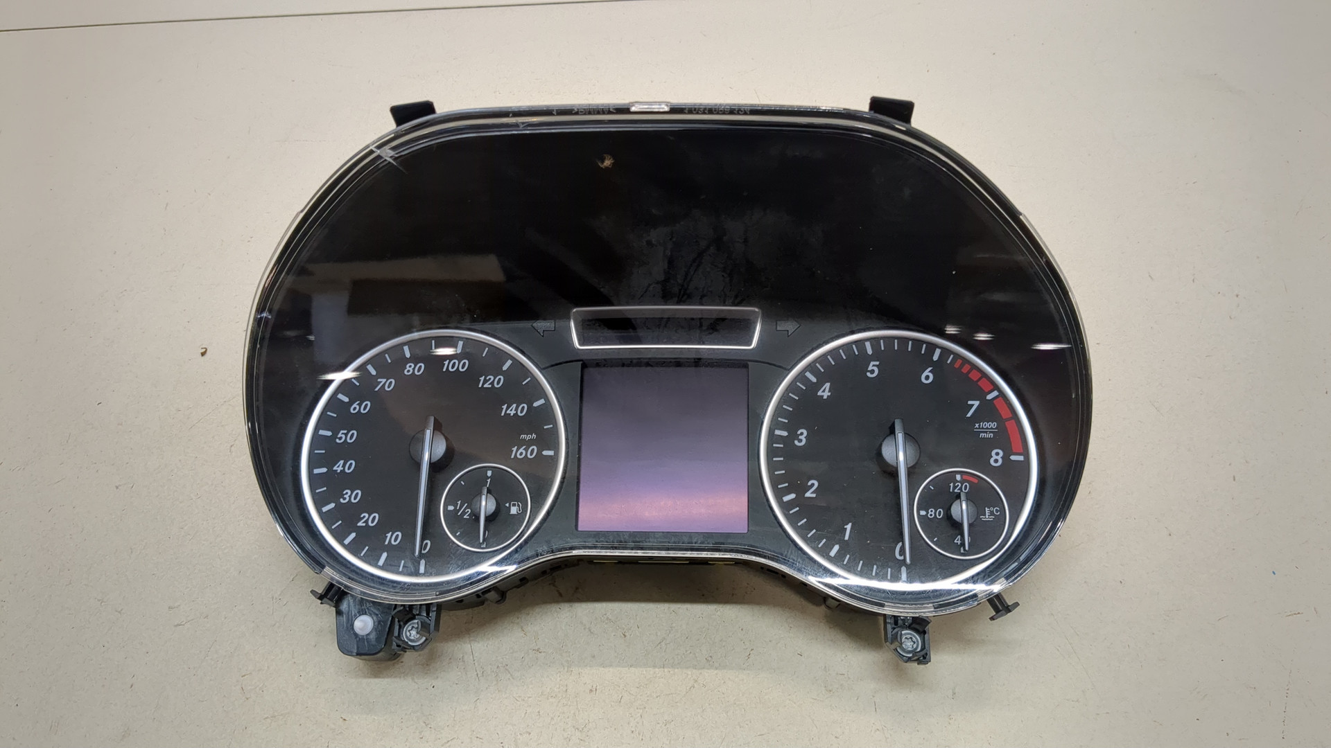 Панель приборов