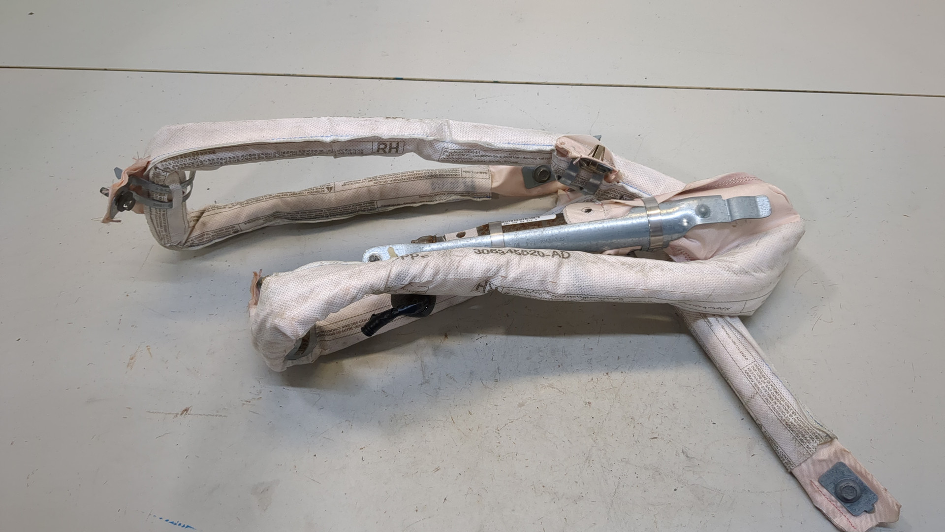 Подушка безопасности боковая (шторка)