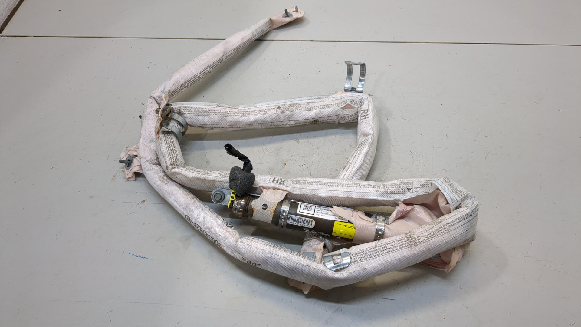 Подушка безопасности боковая (шторка)