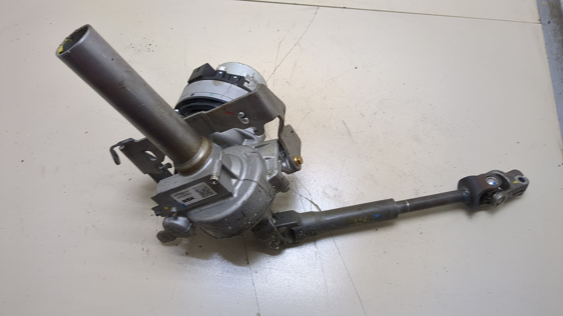 Серводвигатель рулевой рейки