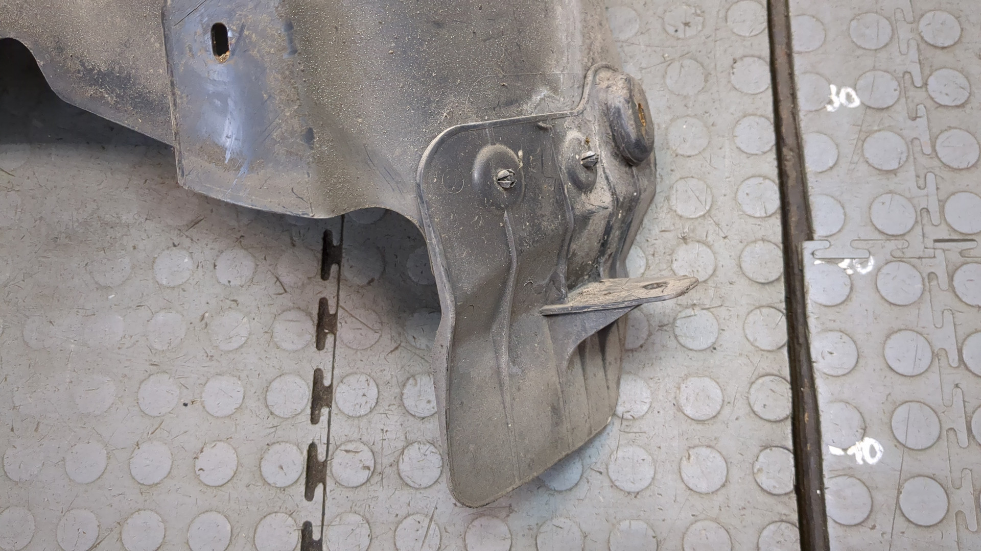 Локер задний левый