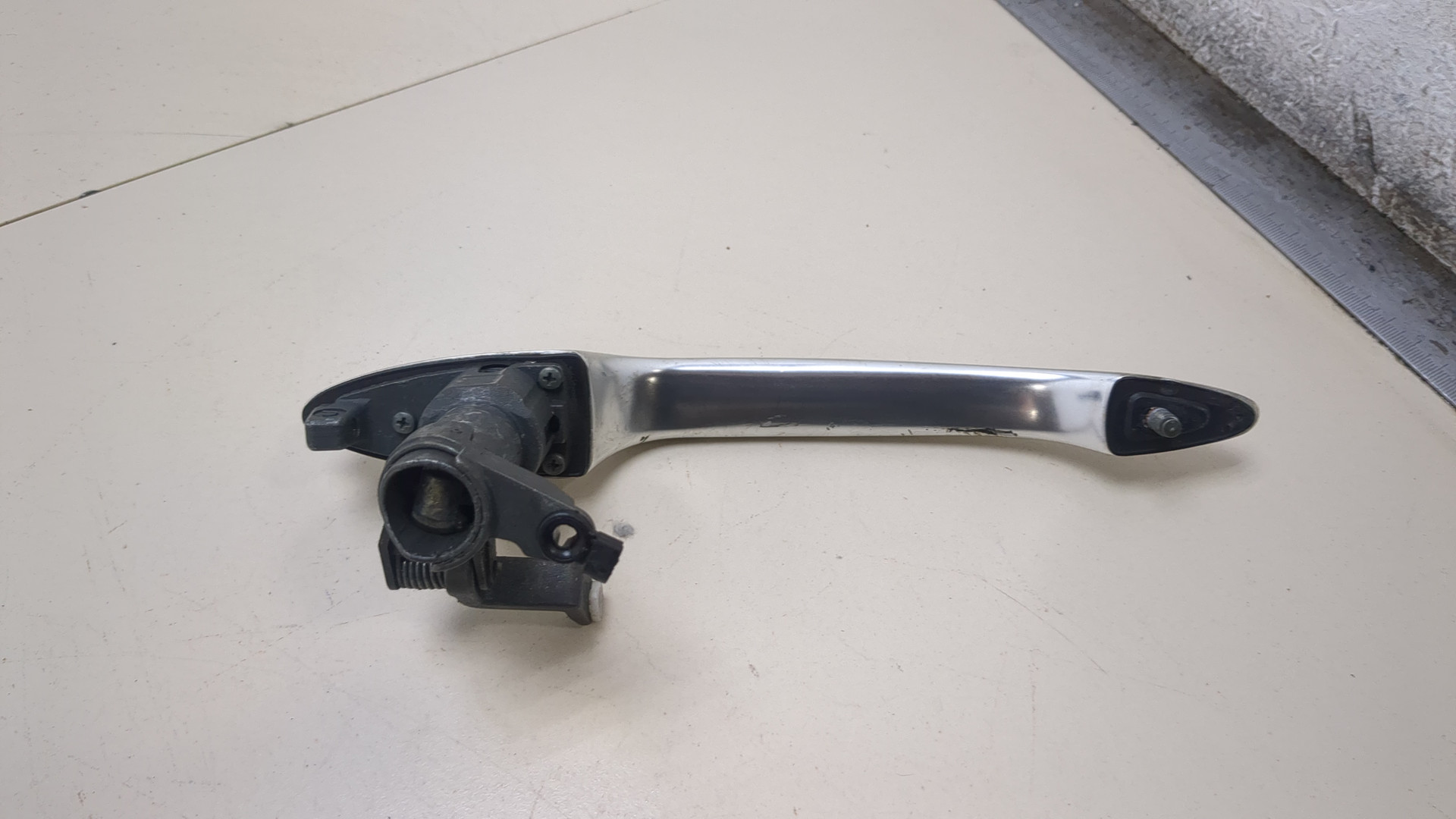 Ручка двери наружная