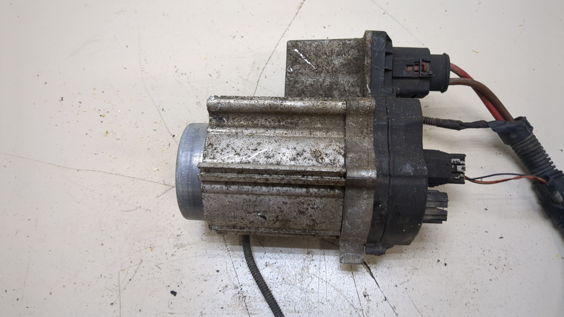 Серводвигатель рулевой рейки