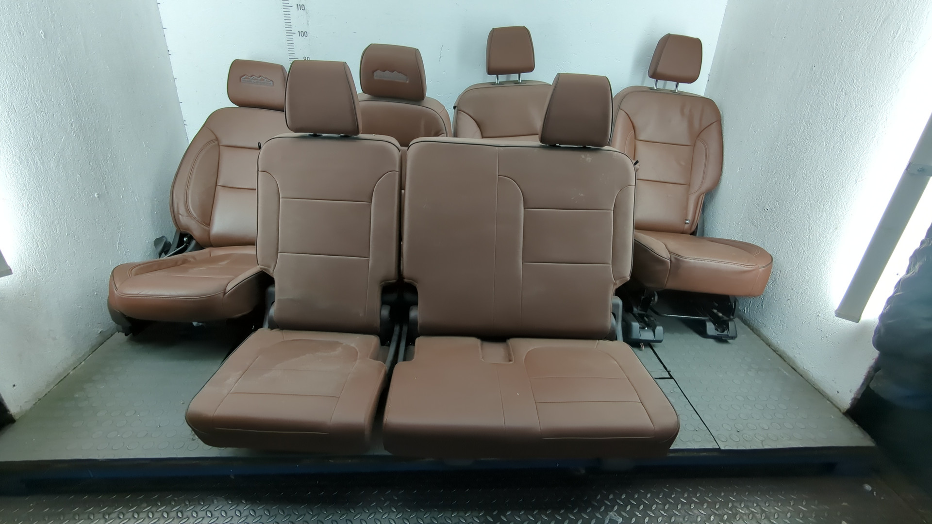 Сиденья комплект