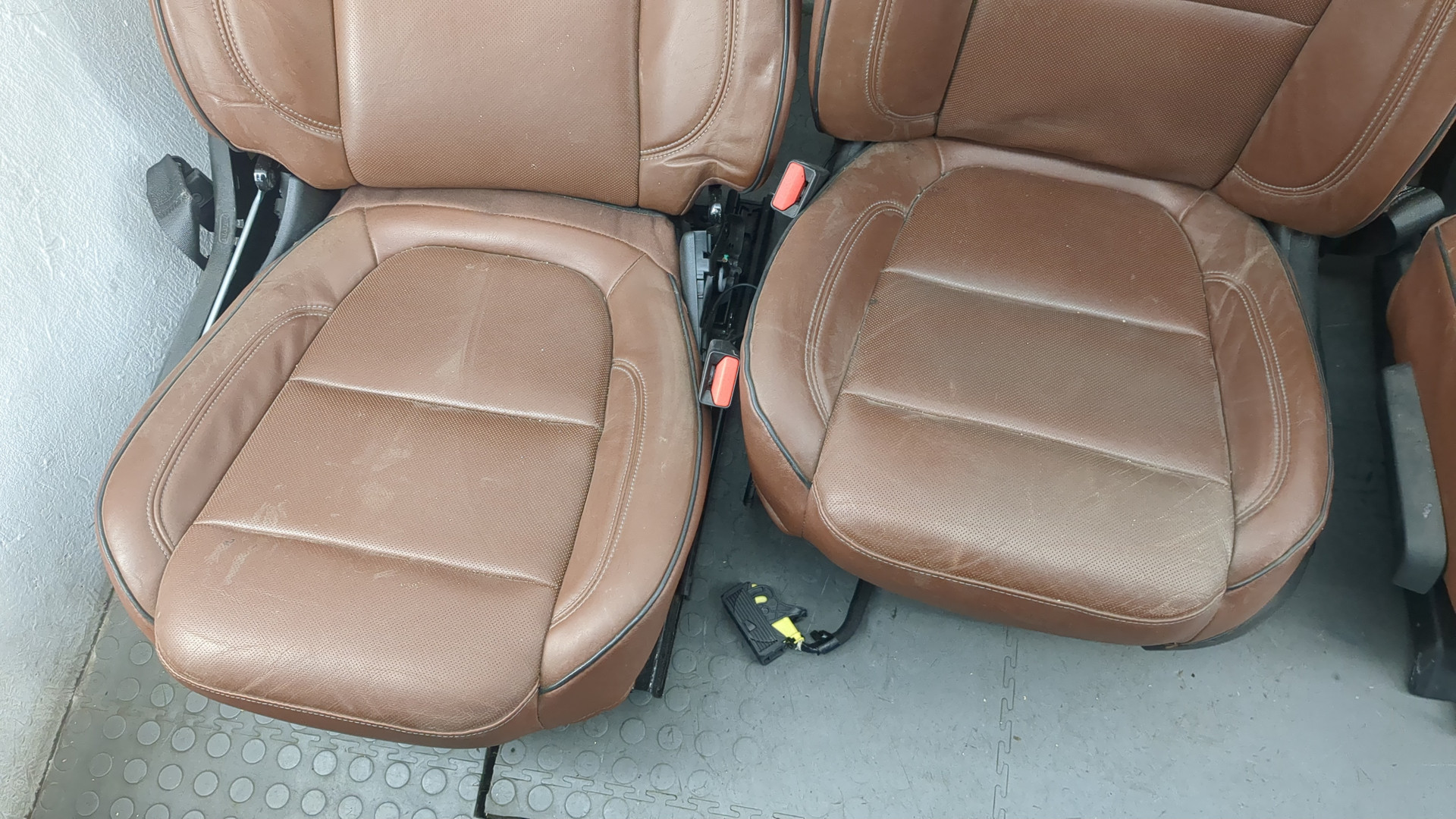 Сиденья комплект