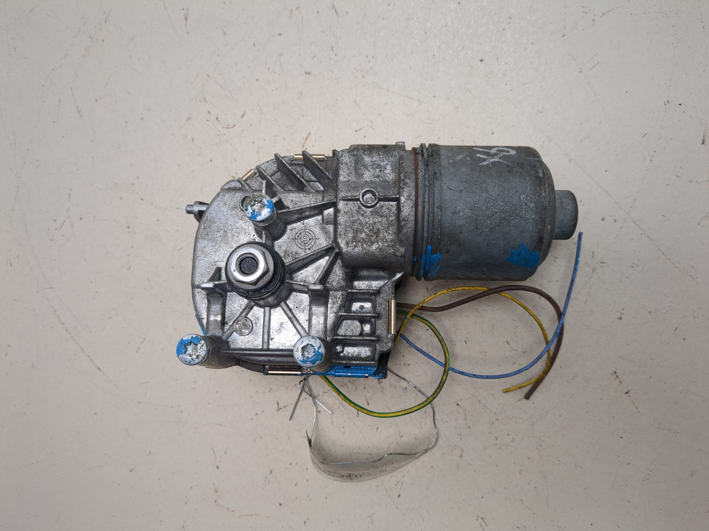 Моторчик стеклоочистителя передний для 3008 2009-2016