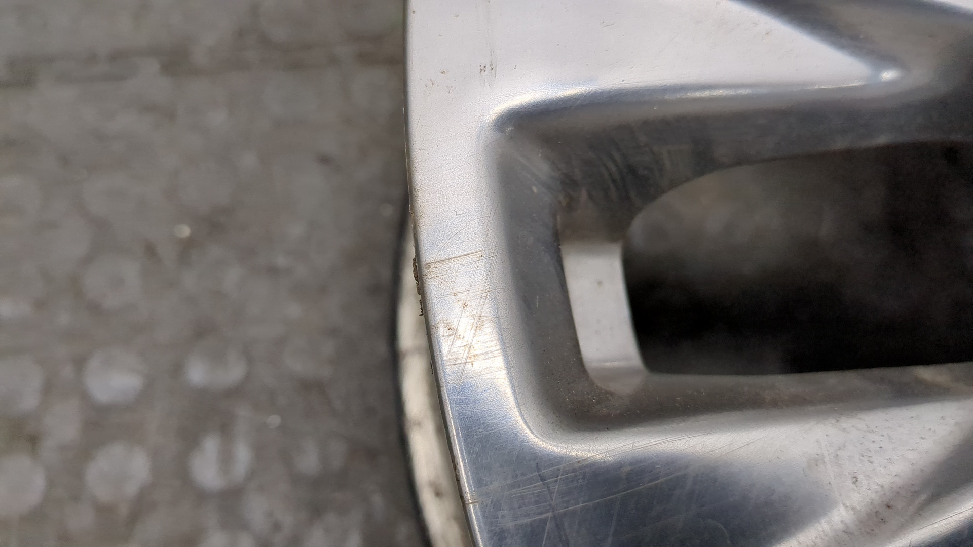 Диск колесный литой легкий сплав